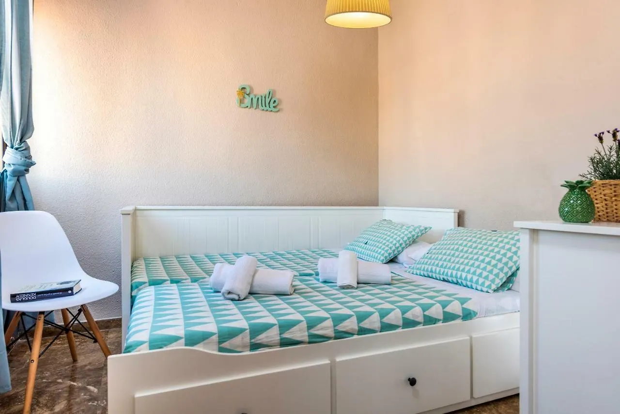 Hsh Suites Republica Seville 0*,